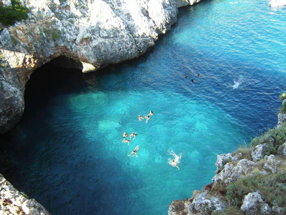 Villa Nel Salento - Ampie Camere E Giardino, Fino A 9 Persone Barbarano del Capo Bagian luar foto